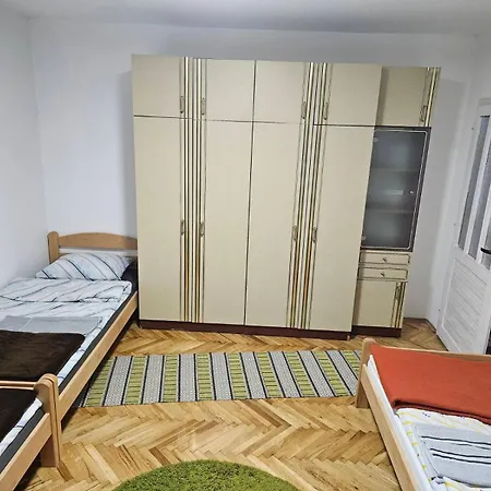Guga Apartment *